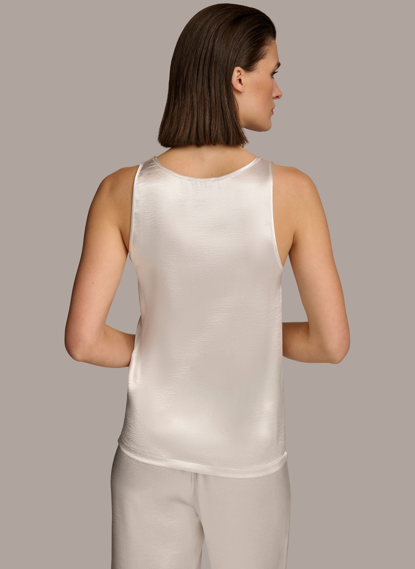 (image for) SENSITIVE ROUND NECK SHINY TANK